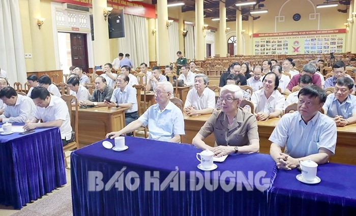 Ban Báo chí-Văn nghệ sỹ CLB Sao Đỏ gặp mặt kỷ niệm ngày Báo chí cách mạng Việt Nam 
